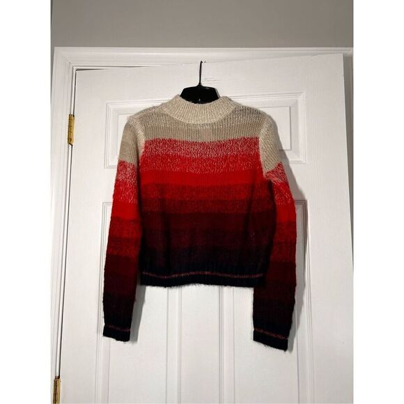 American Eagle sweater size XS C8-24 - Picture 1 of 4